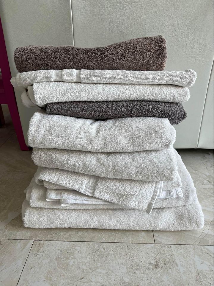 fresh clean towels clothes personal hygiene lifestyle